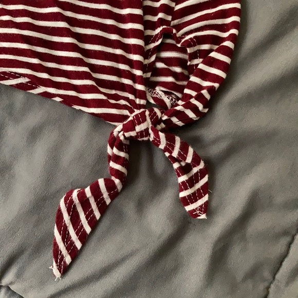 Large Olivia Rae Top - Picture 2 of 3